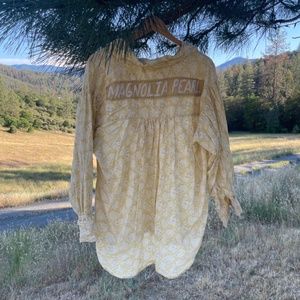 Magnolia Pearl Blockprint Tora shirt